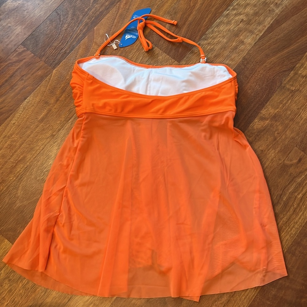 New Viilop two piece, beautiful orange swimsuit - Picture 11 of 16